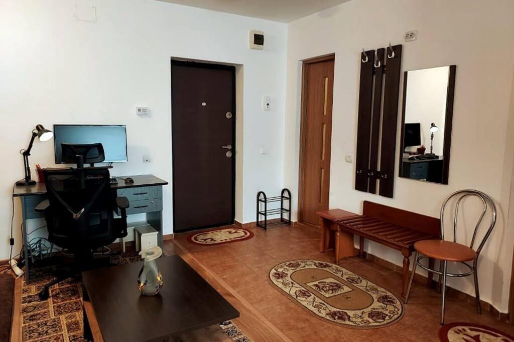 Floreşti Spacious Flat, With Free Parking & Air Conditioning מראה חיצוני תמונה